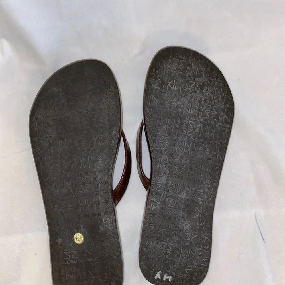 Noneeo Leather Flip Flops from Italy